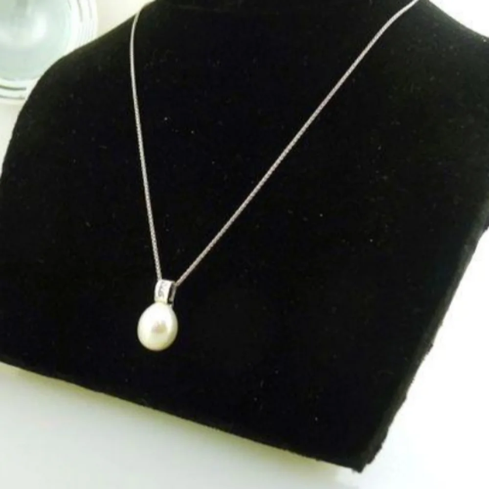 14k Solid White Gold Necklace With 14k Gold Pendant & 9mm Genuine Pearl Quartz - Picture 10 of 13